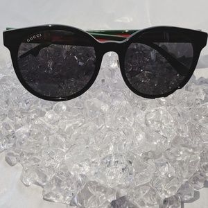 Authentic Brand New Gucci sunglasses